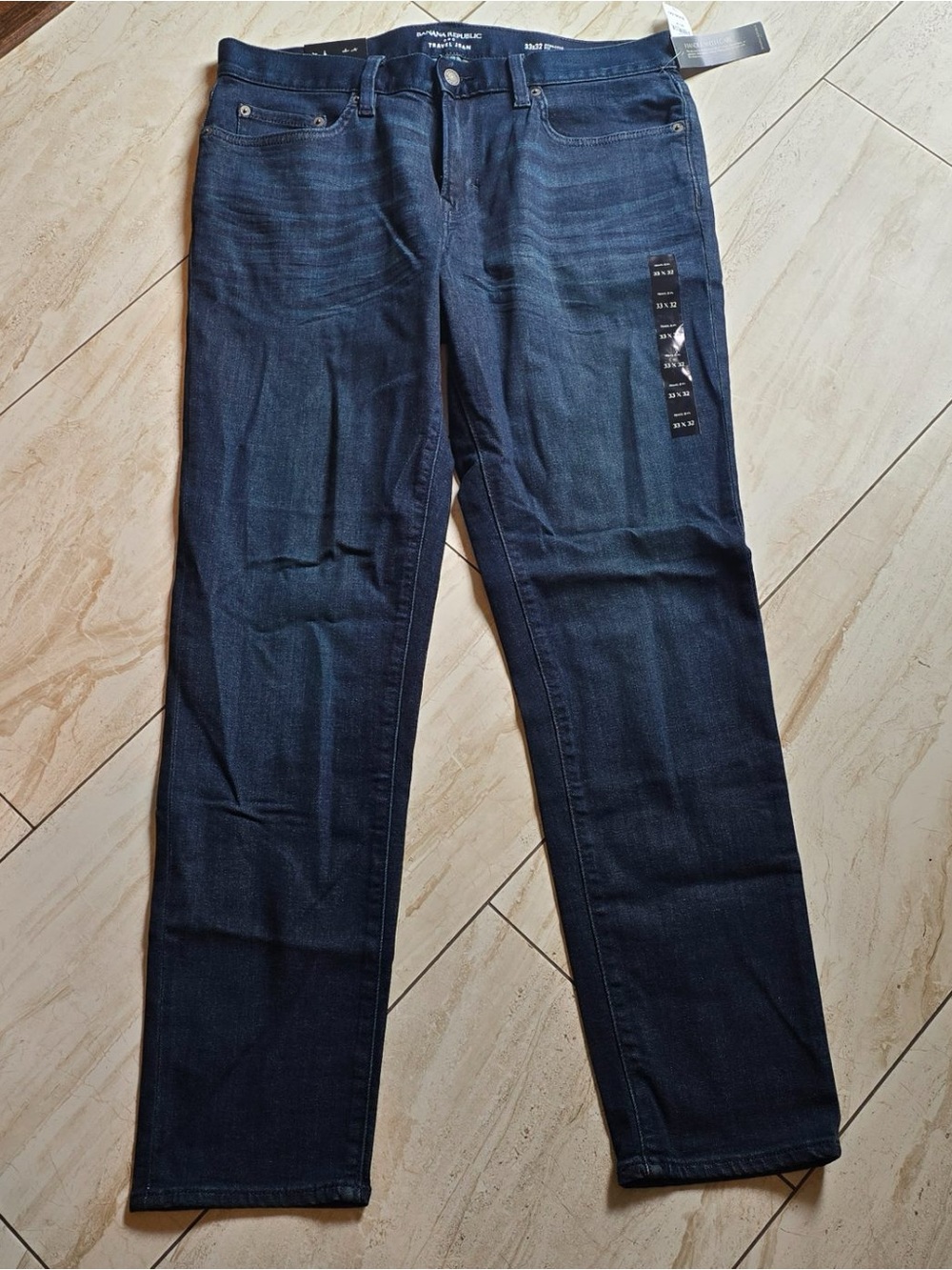 NWT Banana Republic Travel Jean Mens Athletic Fit 33 x 32 Dark Wash Stretch